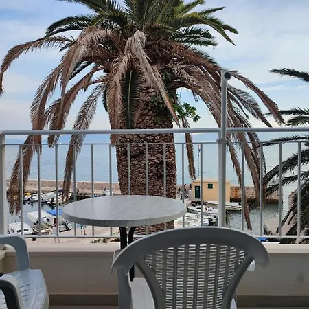 Stari Porat * Gradac (Split-Dalmatia)