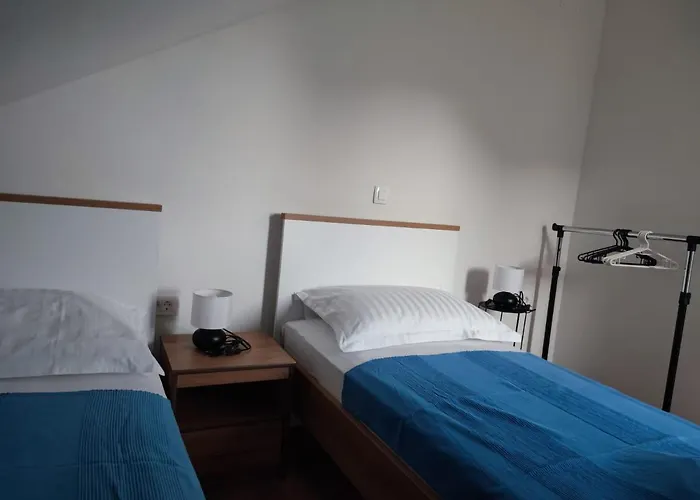 Stari Porat Gradac (Split-Dalmatia)