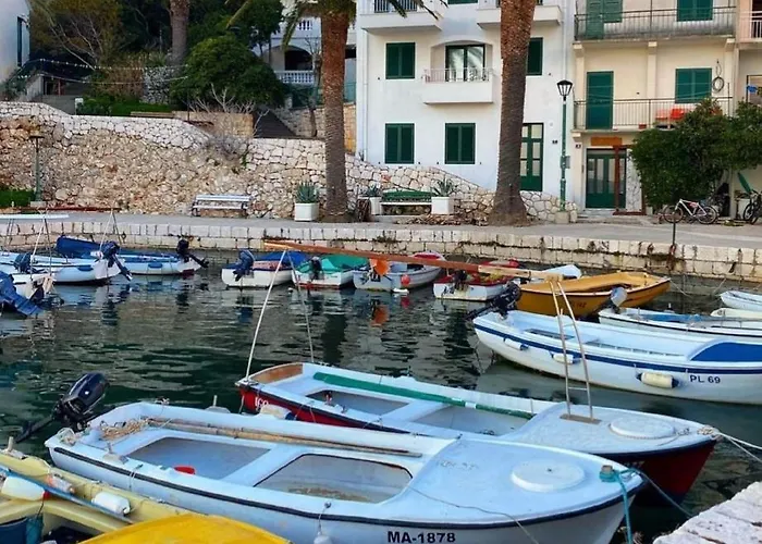 Stari Porat Gradac (Split-Dalmatia)
